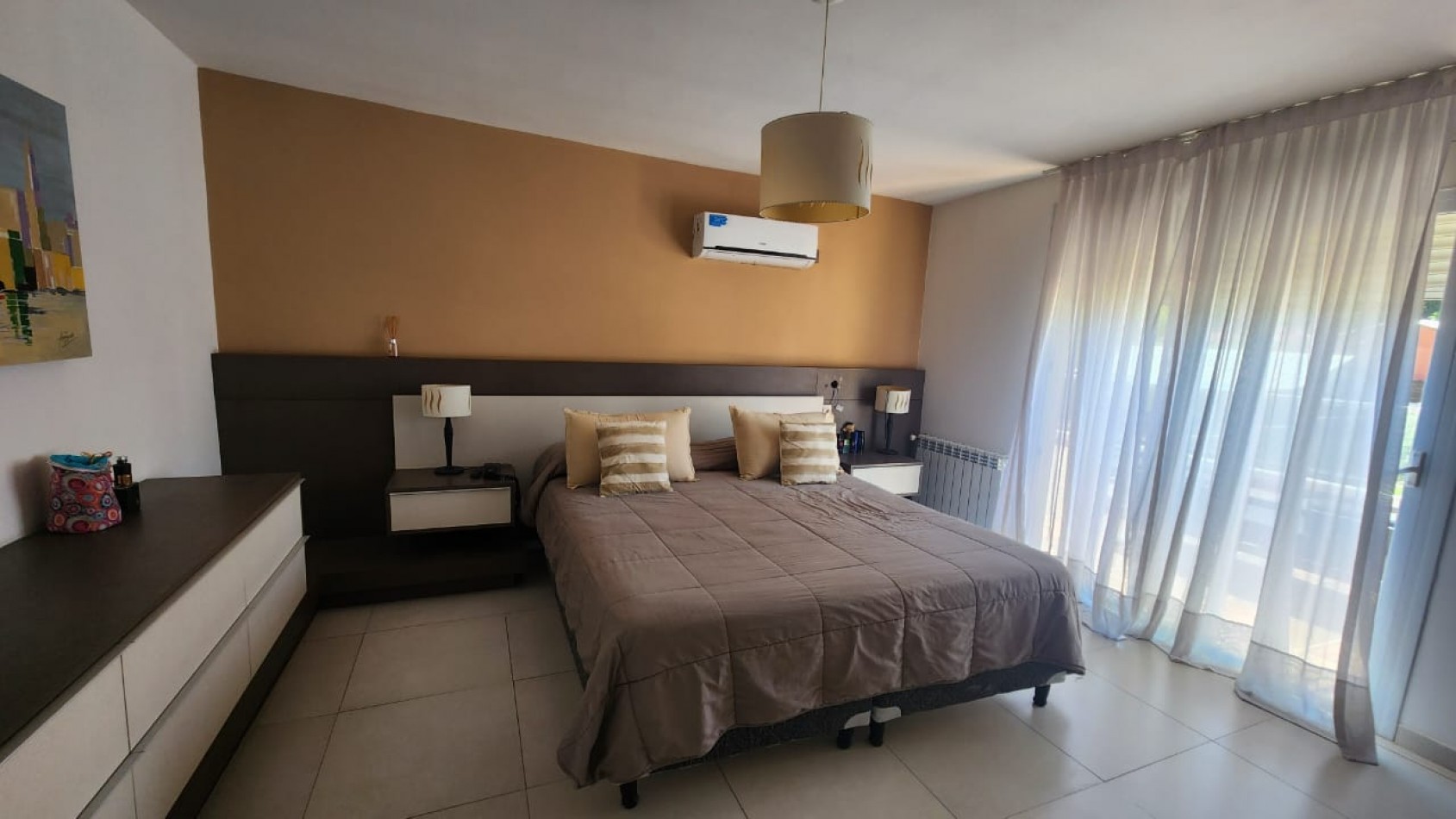 Casa 4 dormitorios 