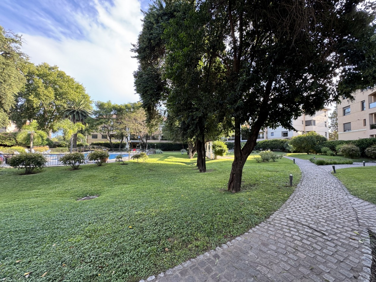 OPORTUNIDAD Departamento en Casones del Norte - 1 dormitorio con cochera