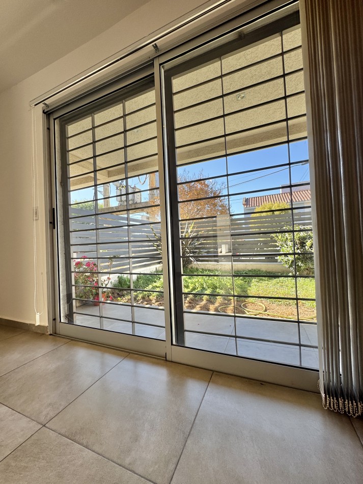 Hermoso duplex - 2 dormitorios - 2 cocheras 