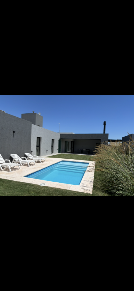 Casa 3 dormitorios - Las Cañitas