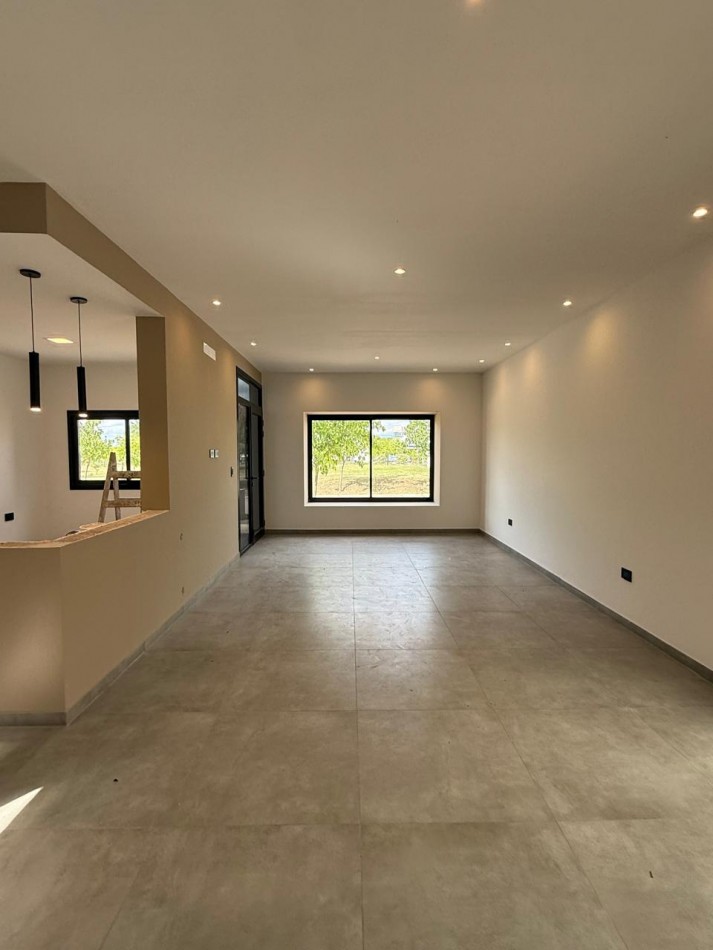 VENTA | TEJAS IV - CASA A ESTRENAR DE 3 DORMITORIOS EN UNA SOLA PLANTA