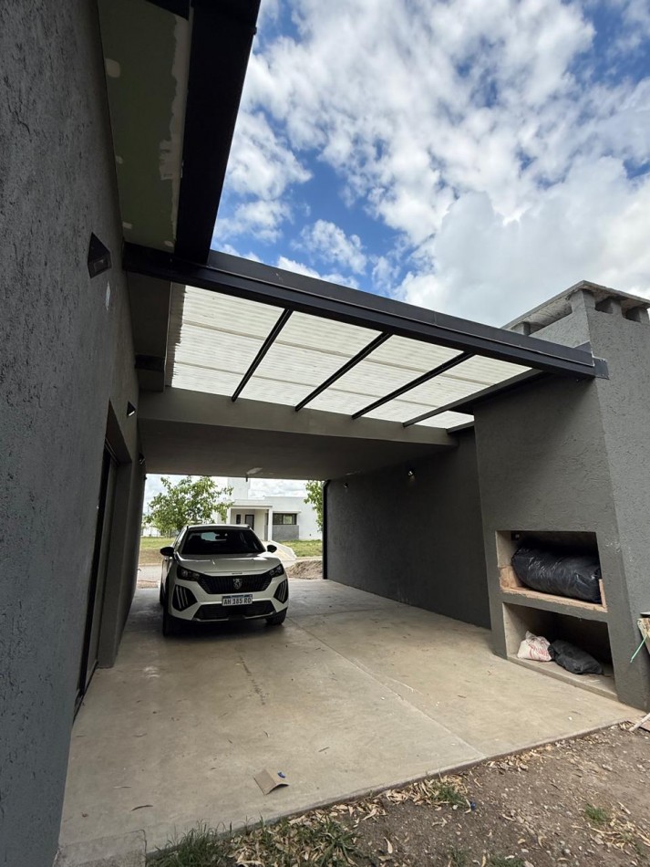 VENTA | TEJAS IV - CASA A ESTRENAR DE 3 DORMITORIOS EN UNA SOLA PLANTA