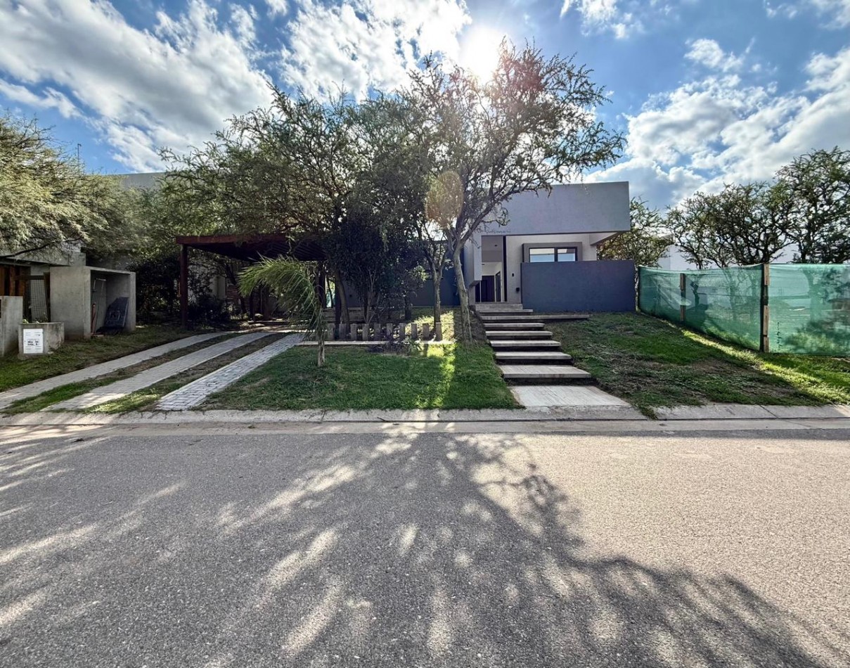 Casa a Estrenar - Las Cañitas - Malagueño