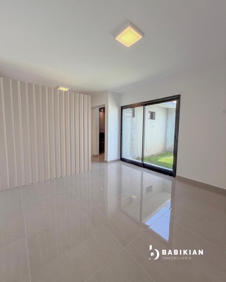 Chalet reciclado a nuevo en Villa Carlos Paz - 4 Dormitorios