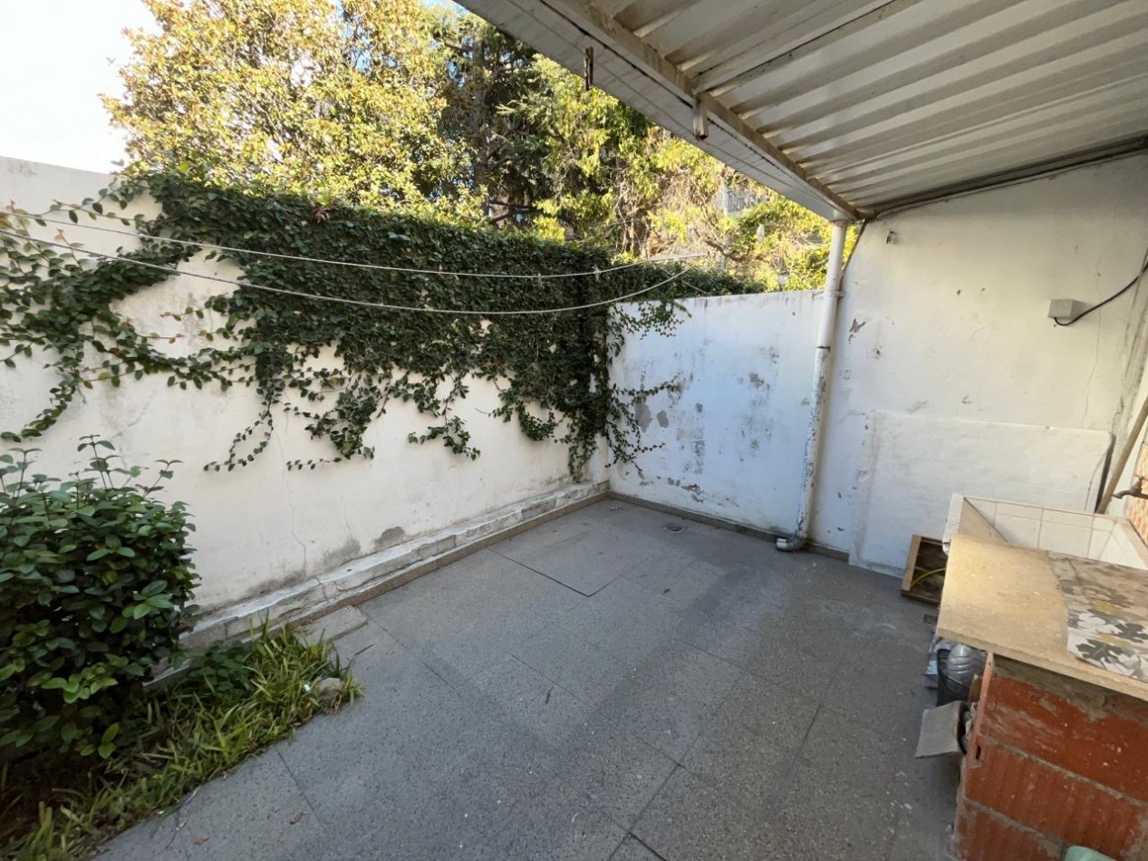 OPORTUNIDAD! Duplex 2 dormitorios 