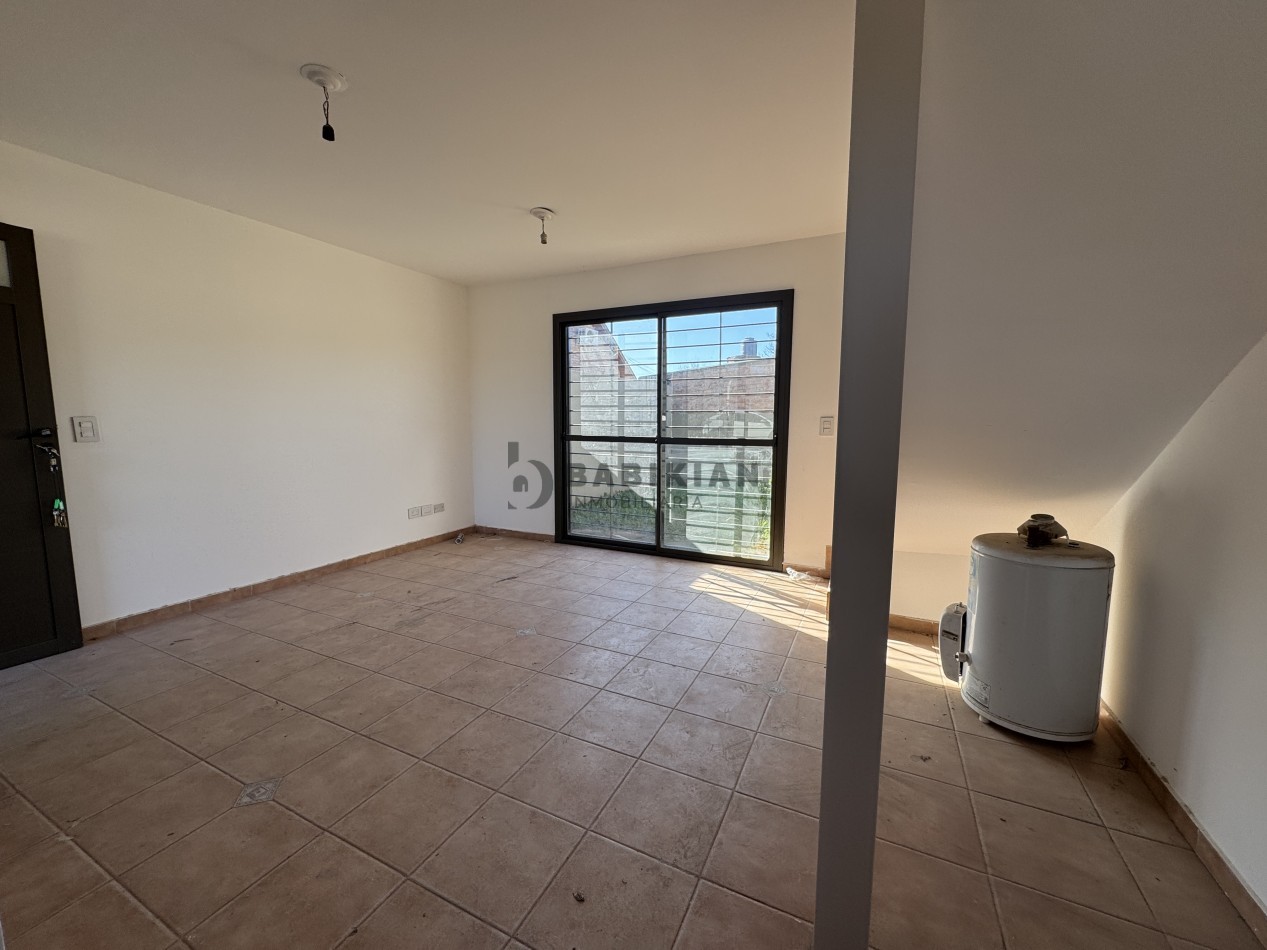 Duplex 2 dormitorios - cochera 