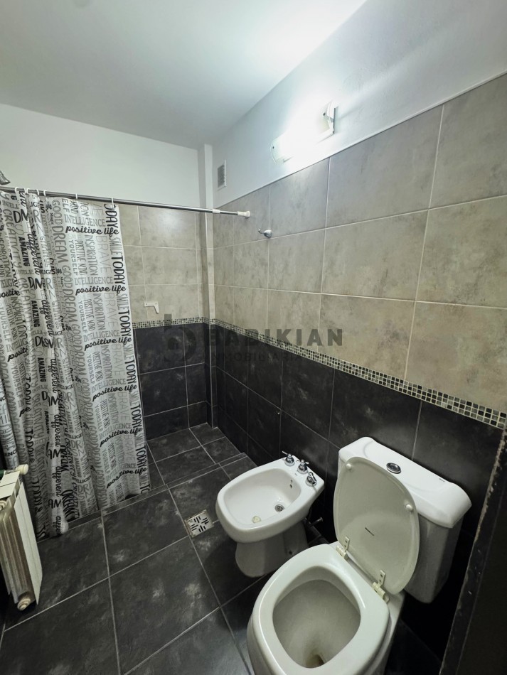 OPORTUNIDAD- Departamento a pasos del centro de Villa Carlos Paz- 2 dormitorios