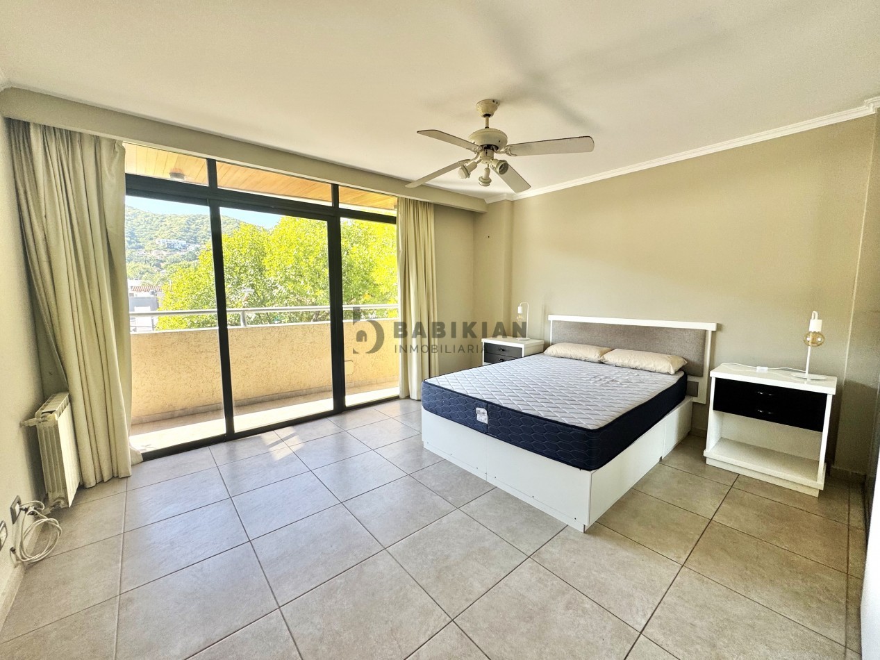 OPORTUNIDAD- Departamento a pasos del centro de Villa Carlos Paz- 2 dormitorios