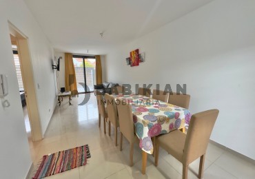 Venta Departamento 1 Dormitorio con Patio y Cochera - Villa Carlos Paz